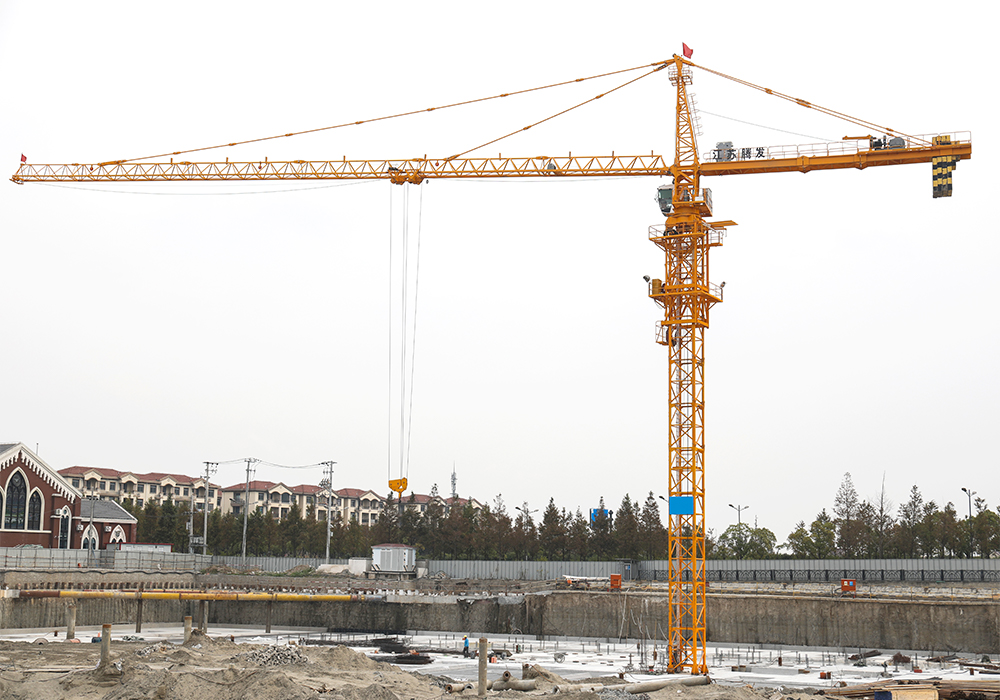 QTZ100 (6013) TopKit Tower Crane 6T 8T Dobbeltrotasjon